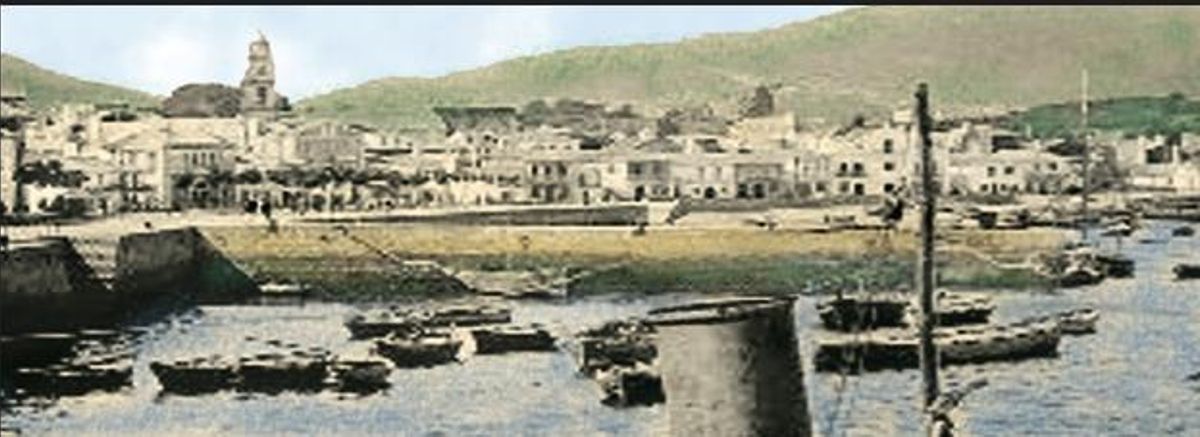 O molle do Comercio, en Cangas, xa rematado no ano 1915.