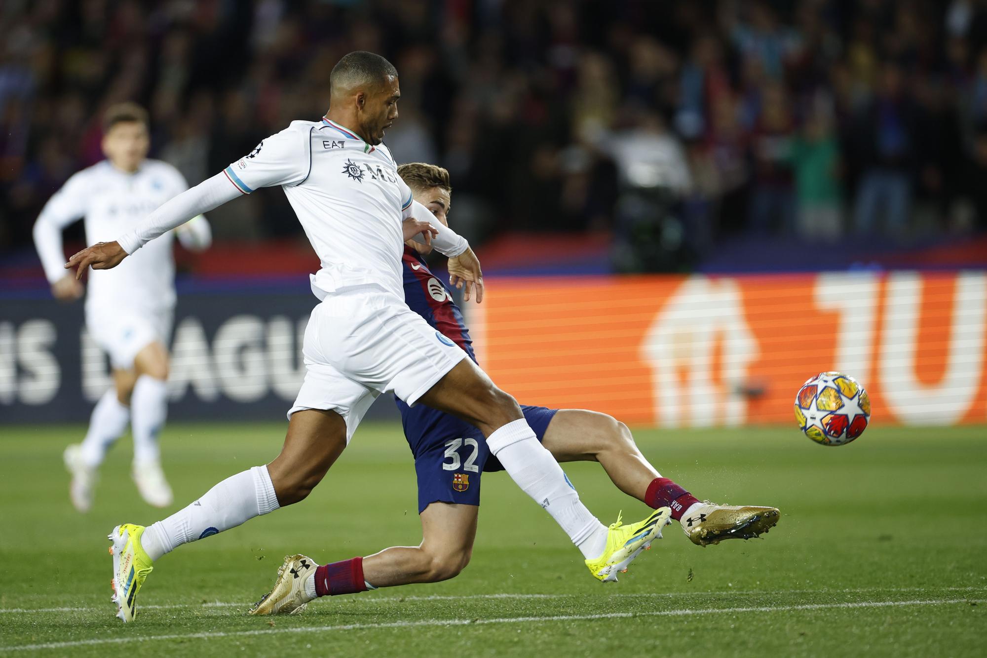 UEFA Champions League - FC Barcelona vs. SSC Napoli