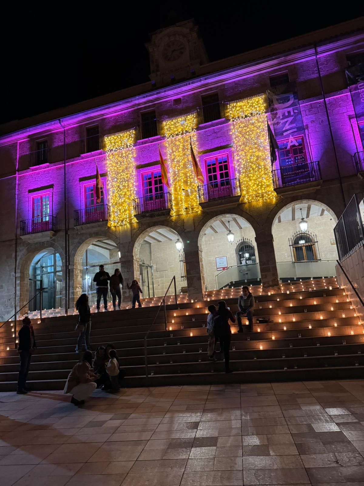 La Navidad bulle en Dénia: deslumbrante "Nit de la Llum"