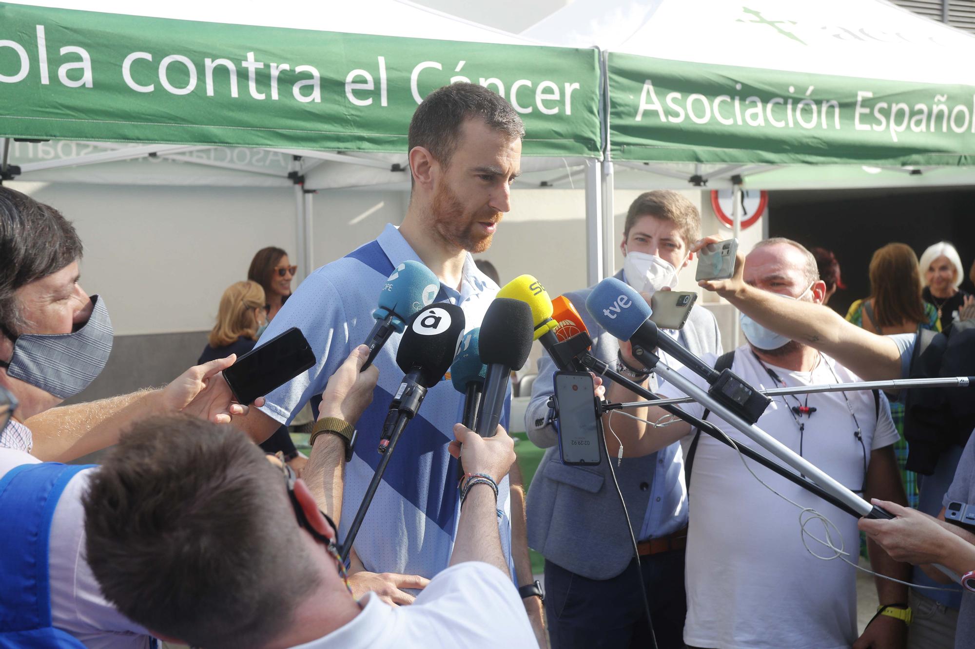 El Valencia Basket acude a su cita anual en la cuestación contra el cáncer