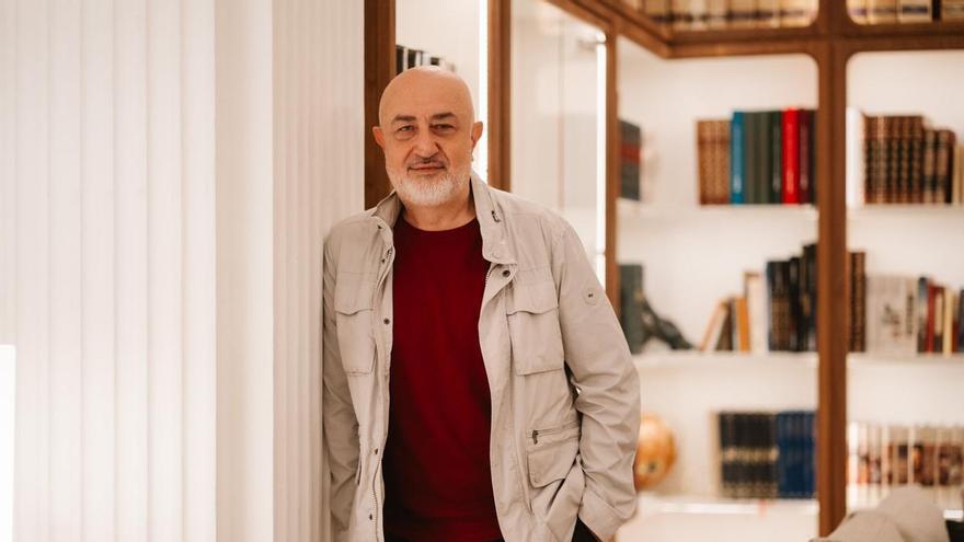 Pablo Álvarez, el cazatalentos literario que ha ganado el premio Azorín con su primera novela: 