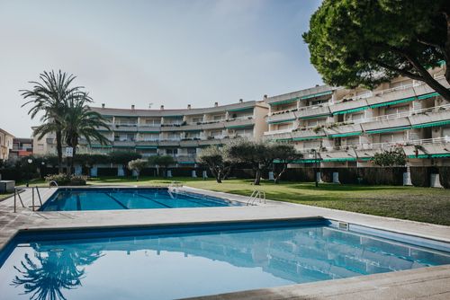 Casas y pisos con piscina en venta en Tarragona.