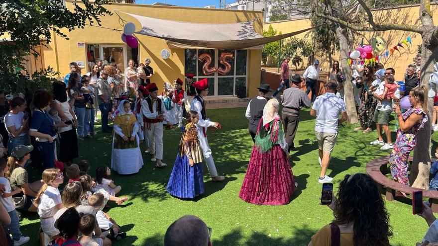 La Escuela infantil Es Fameliar de Santa Eulària celebra su 25 aniversario