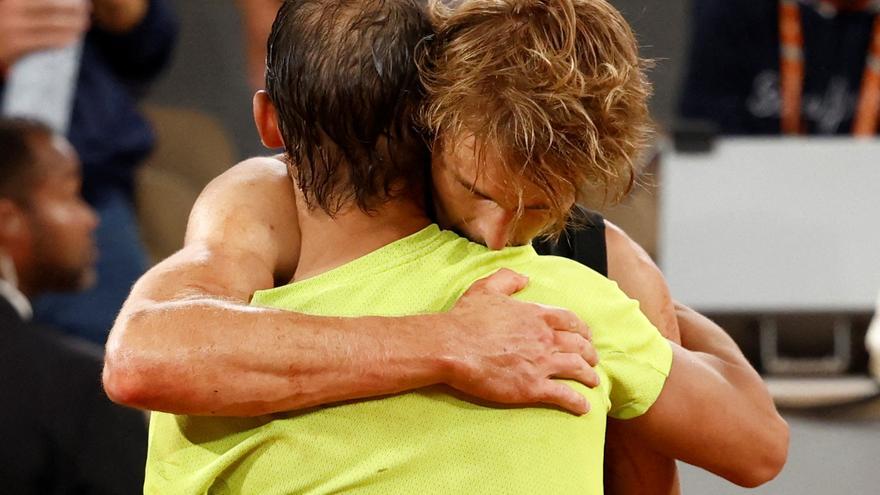 Zverev se rompe y Nadal accede a su 14ª final de Roland Garros