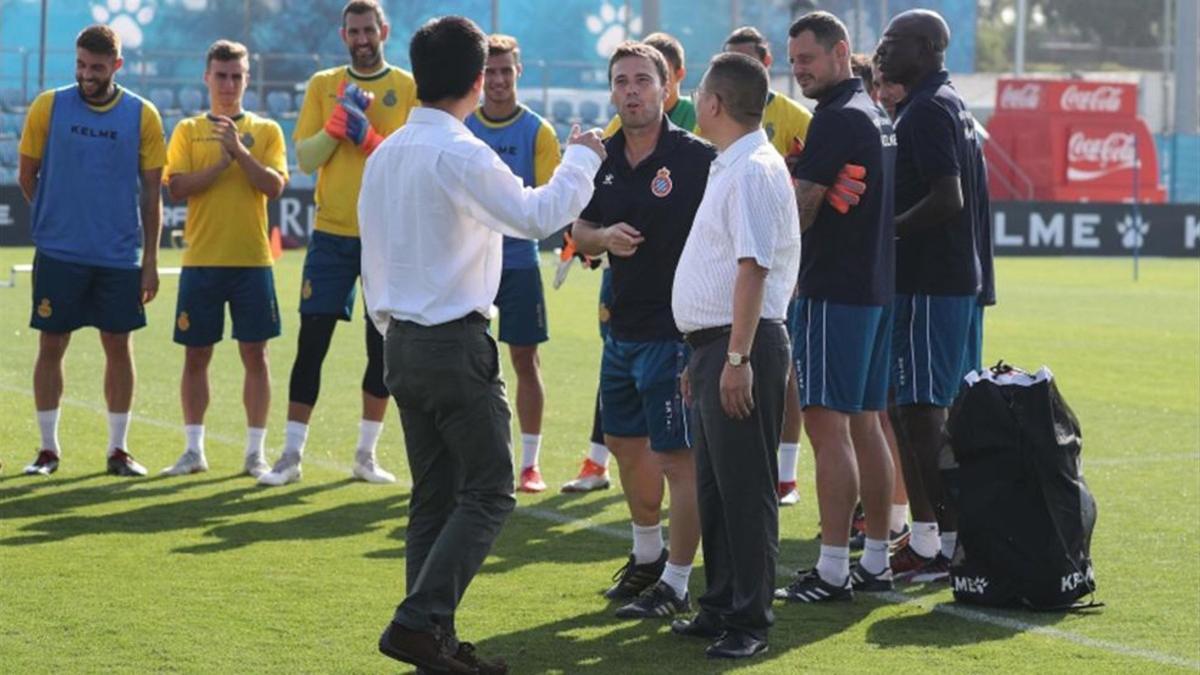 El presidente ha acudido a la ciudad deportiva