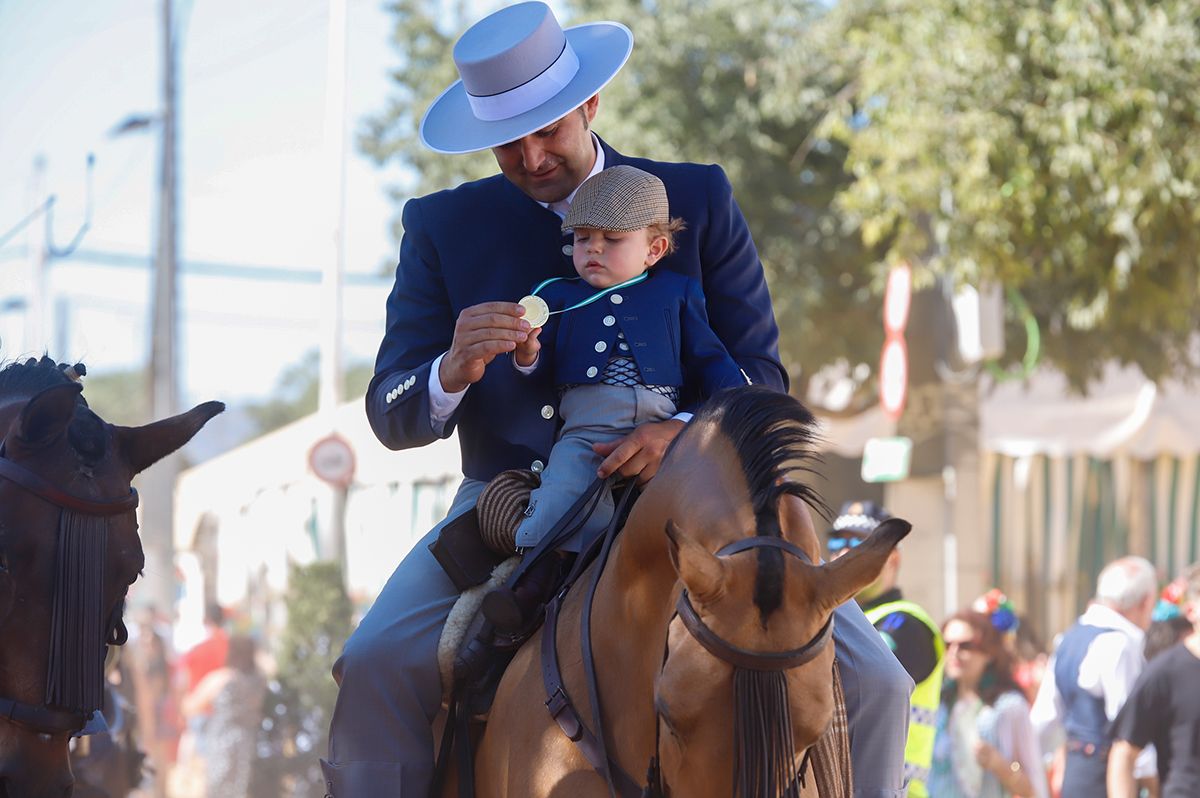 Córdoba exhibe calidad en su paseo de caballos