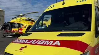 Un conductor de 80 años muere arrollado por una guagua tras incorporarse a una carretera en Tenerife