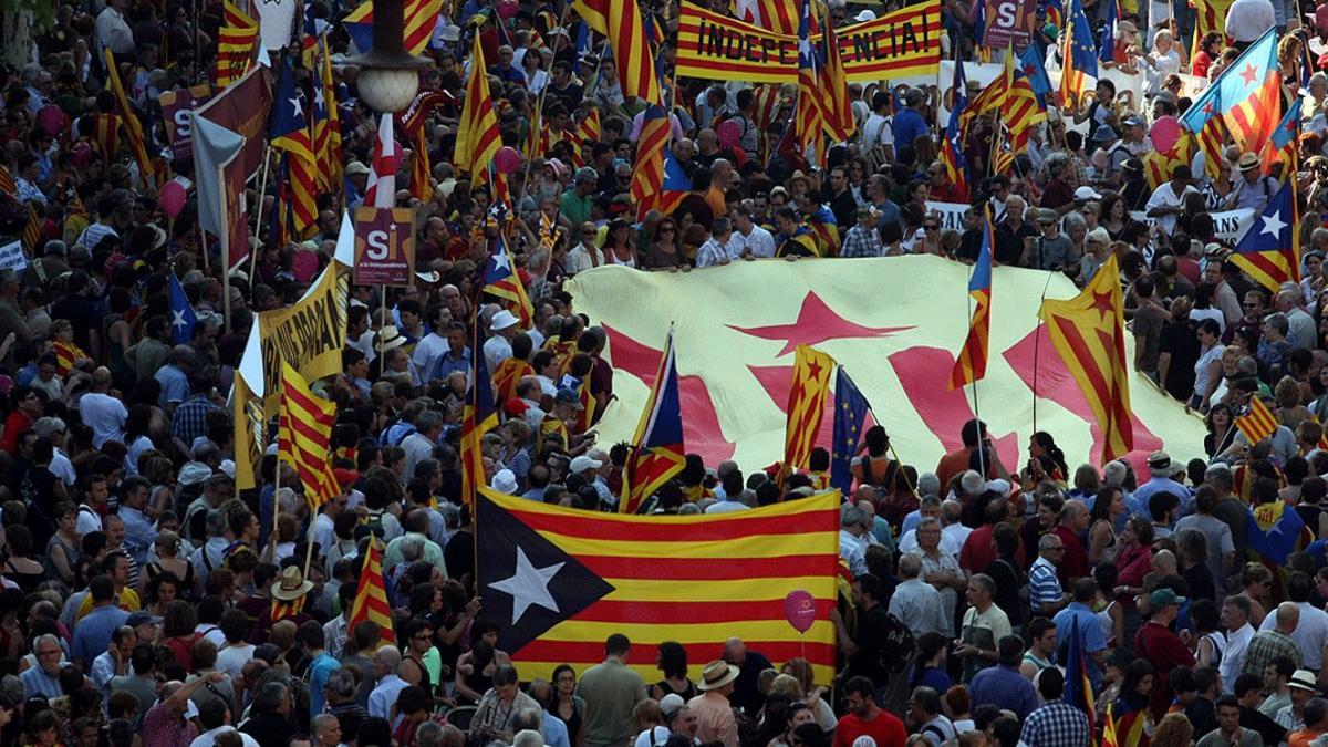 Vista general de la manifestación contra la sentencia del Tribunal Constitucional sobre el Estatut celebrada en Barcelona el 10 de julio del 2010