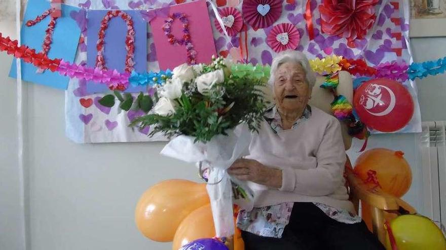 Pilar García San Román celebra su cumpleaños en la residencia de Roales.