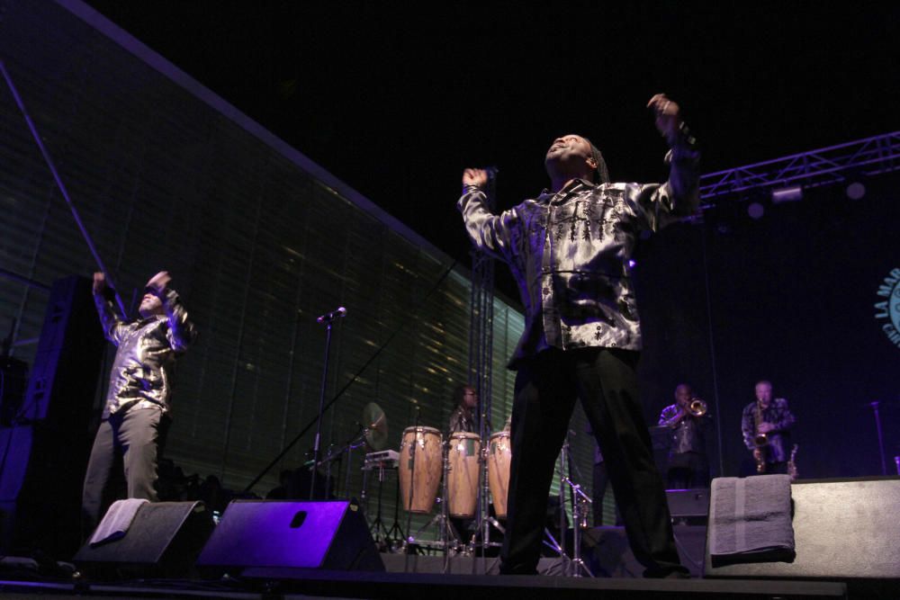 La M.O.D.A. y Earth Wind and Fire Experience, ayer en La Mar de Músicas