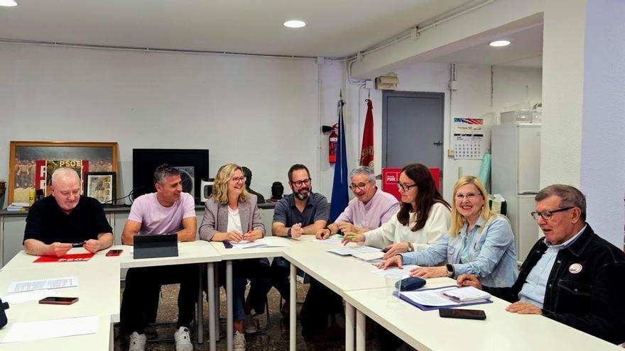 El PSPV de Xirivella se suma al rechazo a la plataforma exclusiva de autobuses
