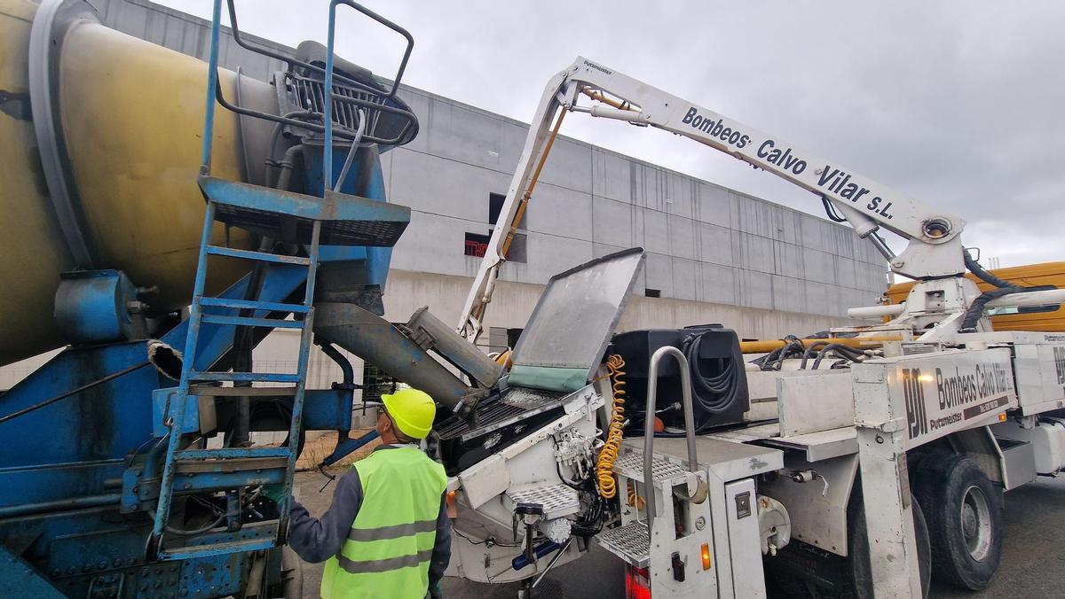 Trabajos para la instalación de nuevas industrias en Rianxo.