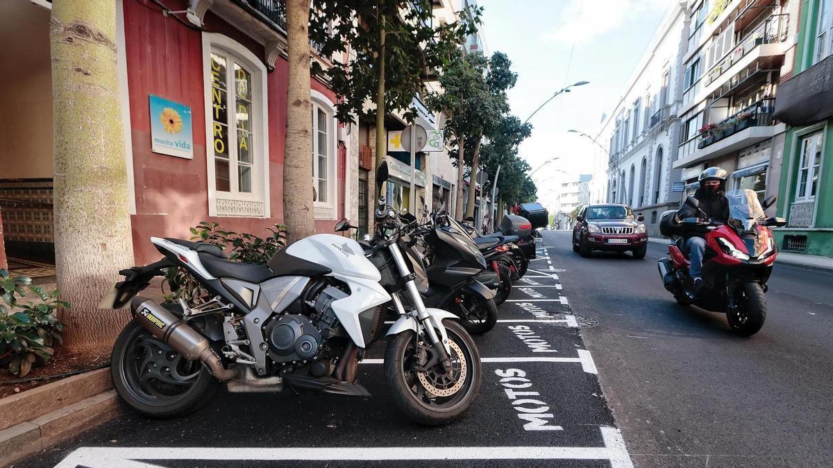 Aparcamientos de moto en Santa Cruz de Tenerife.