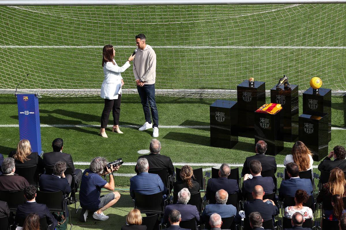 Colocación de la primera piedra del futuro Camp Nou