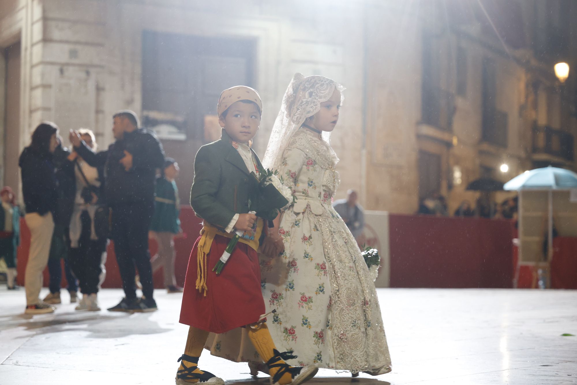 Todas las fotos de la Ofrenda del 17 de marzo por la calle de la Paz de 21:00 a 22:00 horas