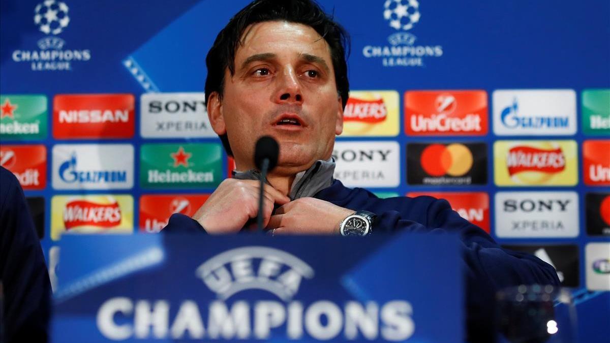 Vincenzo Montella, durante la rueda de prensa de este lunes en Old Trafford