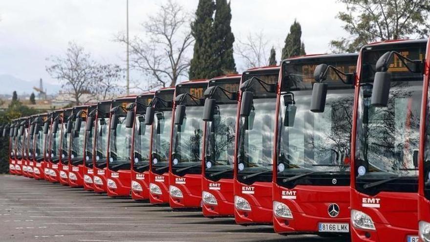 EMT firma su convenio colectivo para los próximos cuatro años y añade 222 autobuses eléctricos