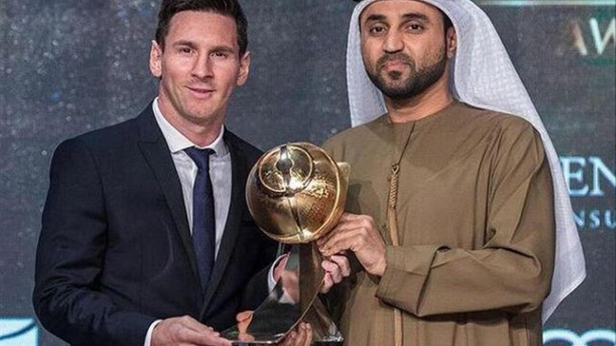 Messi recibe en Dubai el trofeo a mejor jugador del año en la gala de Globe Soccer