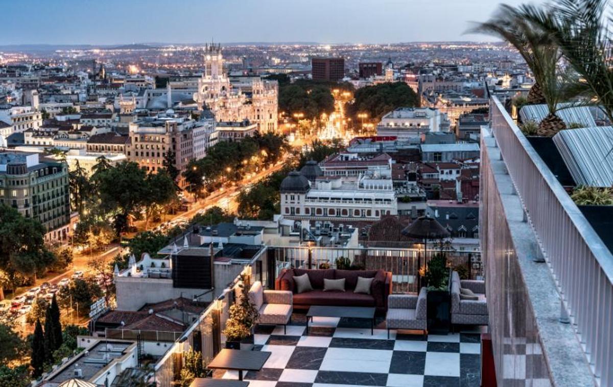Club Financiero Génova: Nochevieja con fuegos artificiales, menú de Nino Redruello y churros.