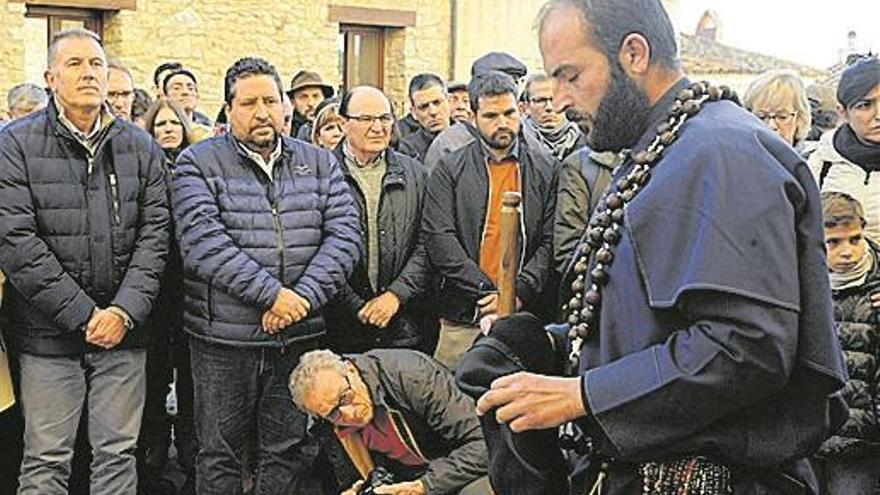 Els Pelegrins salen hacia Sant Joan con la promesa de su rehabilitación