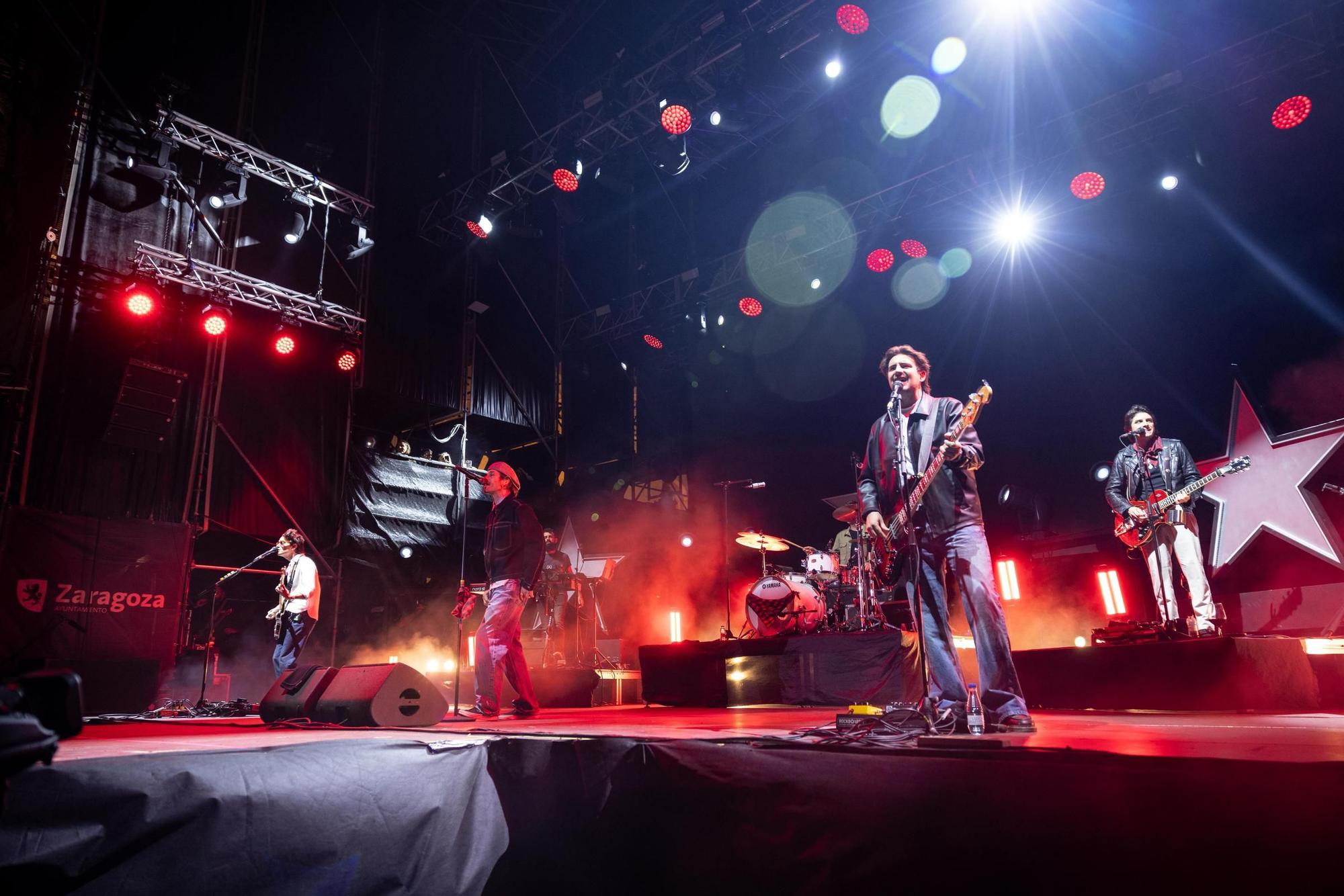 En imágenes | Marlon estalla en su concierto en la plaza del Pilar