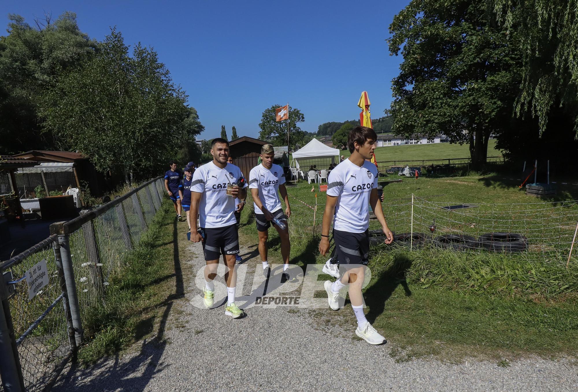 Así ha sido el primer entrenamiento del Valencia CF en tierras suizas