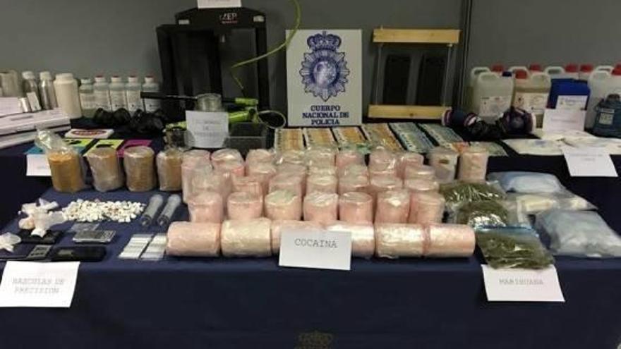 Operació policial Confisquen 745 quilos de cocaïna amagats en pinyes