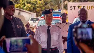 Una canaria, nombrada subjefa de los bomberos de Gambia