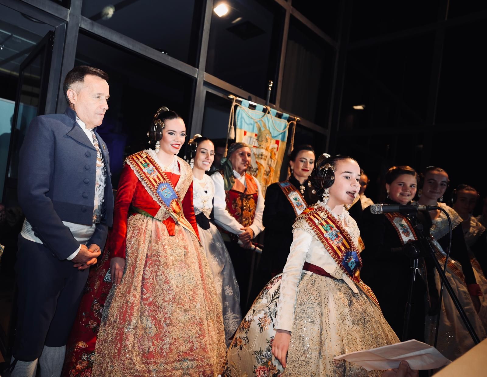 Las mejores imágenes del 'Pregó' y la 'Crida' de las Fallas de Burriana 2025