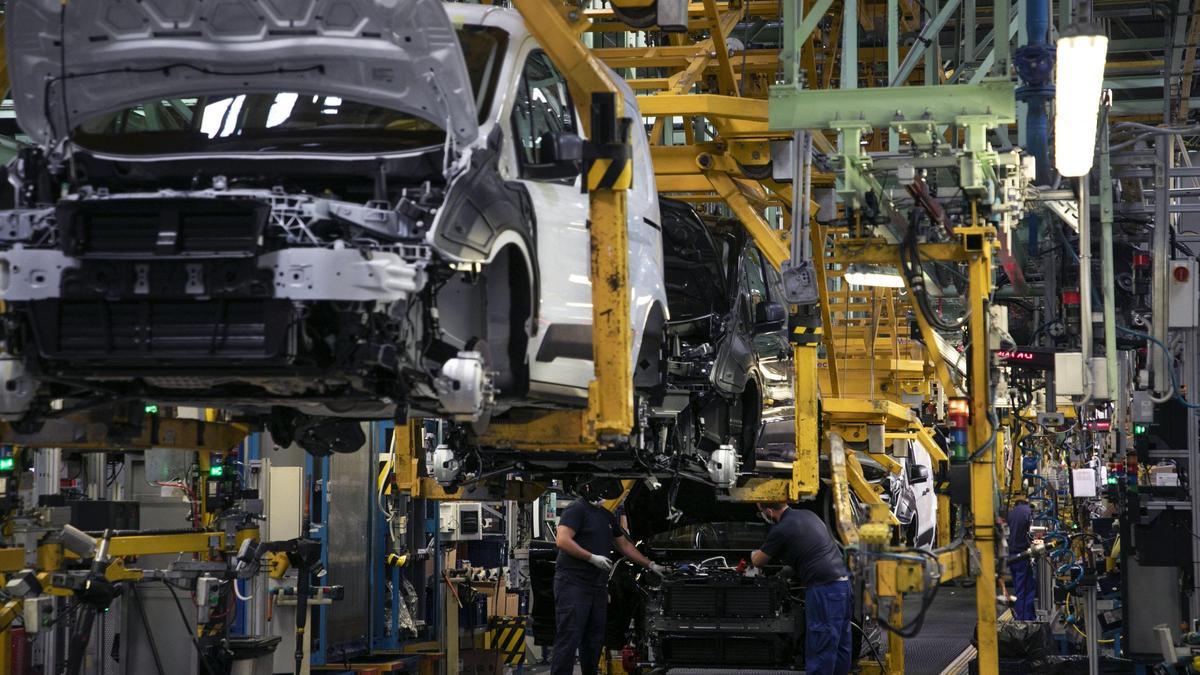 Línea de montaje de Ford en la factoría de Ford en Almussafes.
