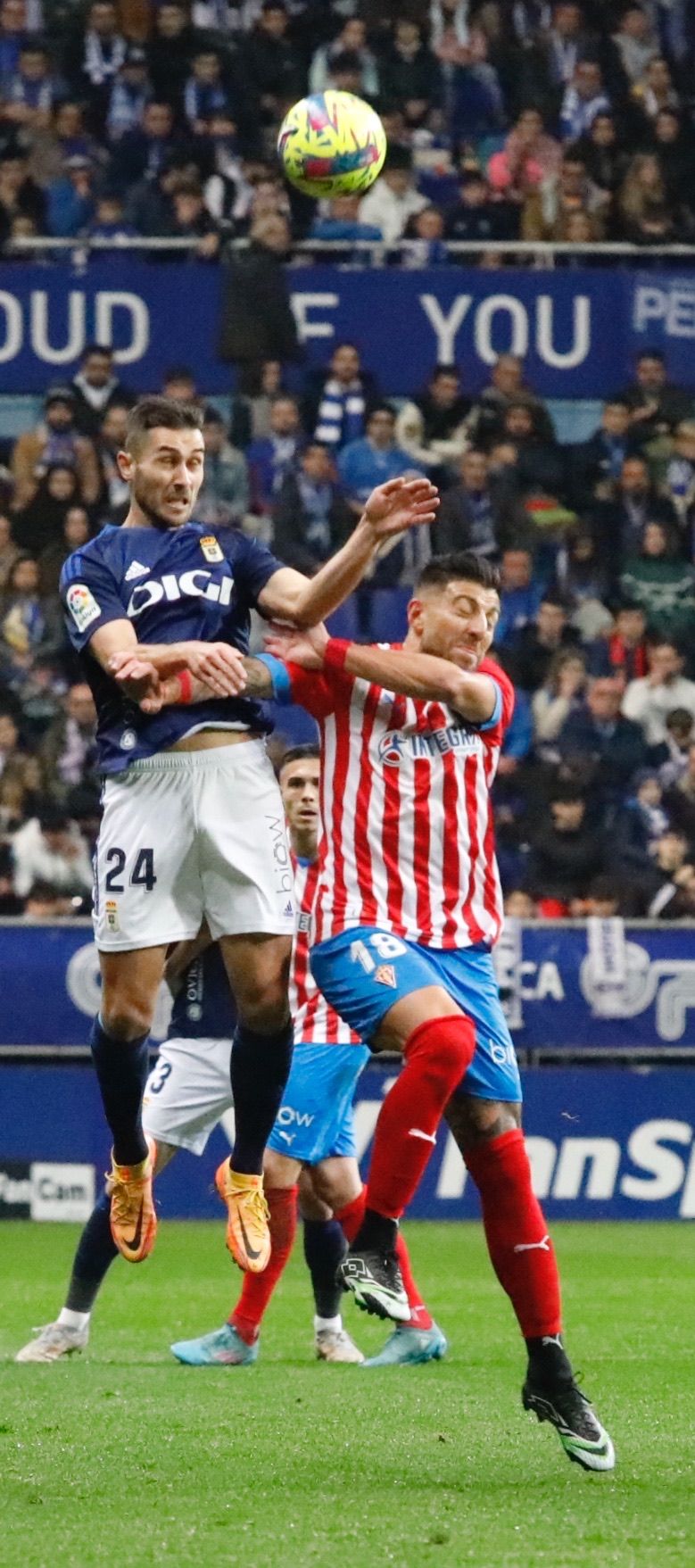 En imágenes: así se vivió el derbi en el Tartiere