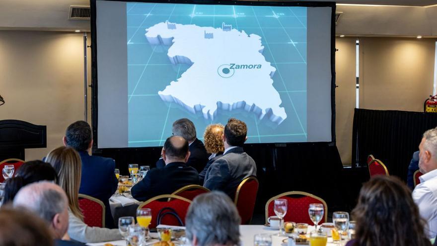 «Zamora Destino Vital» también se dio a conocer a instituciones y personalidades en Buenos Aires.