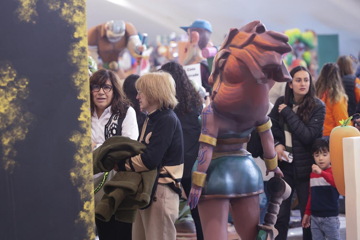 Primera jornada en la Exposición del Ninot de las Fallas de València 2026