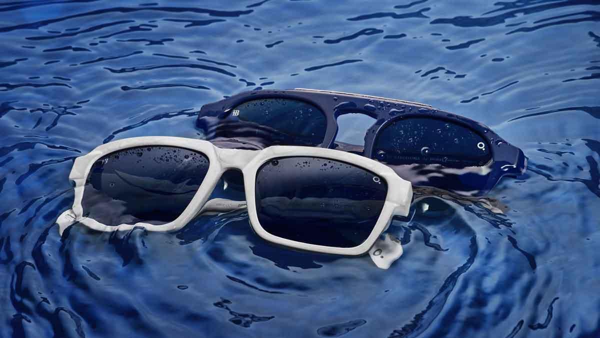 Los dos modelos de la cápsula de edición limitada America’s Cup x Etnia Barcelona.