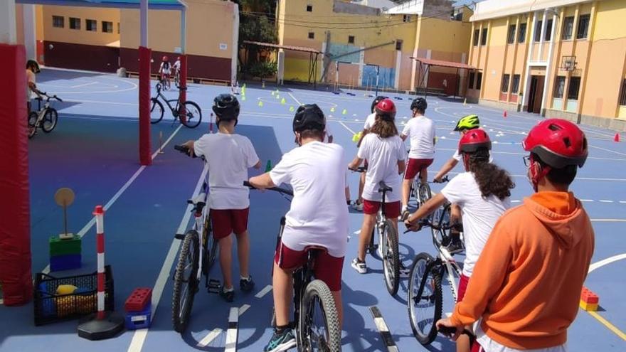 Unos mil menores de la capital reciben formación en ciclismo urbano y educación vial