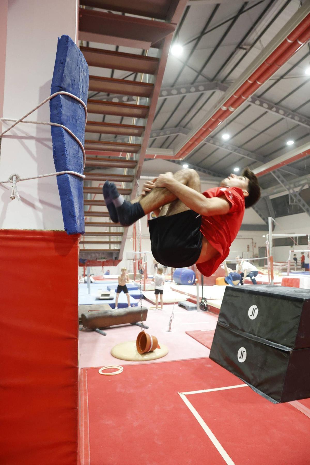 Marcos Suárez, en la sala de gimnasia artística del Grupo.