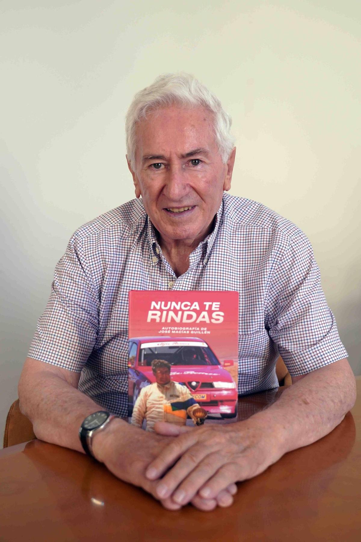 'Nunca te rindas' es un libro autobiográfico del fundador de José Maciás Guillén