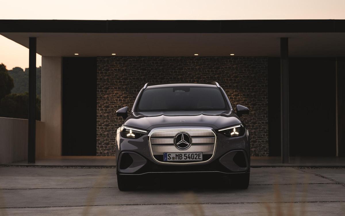 El nuevo Mercedes-Benz GLC con tecnología EQ representa una de las grandes novedades de la ofensiva eléctrica de la marca.
