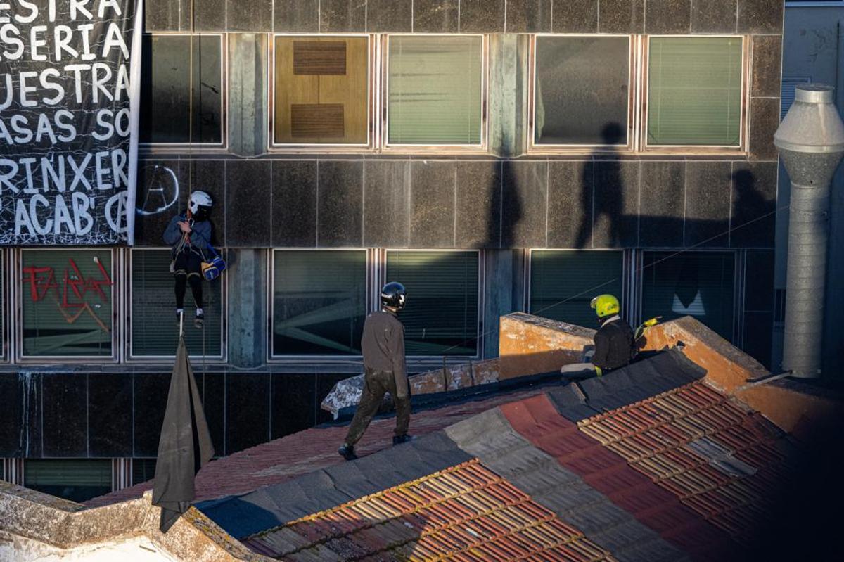 Desalojo de las casas ocupadas de El Kubo y La Ruïna en la Bonanova