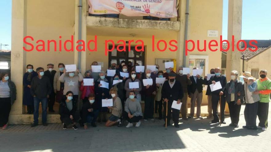 Concentraciones en pueblos de Zamora por la sanidad rural