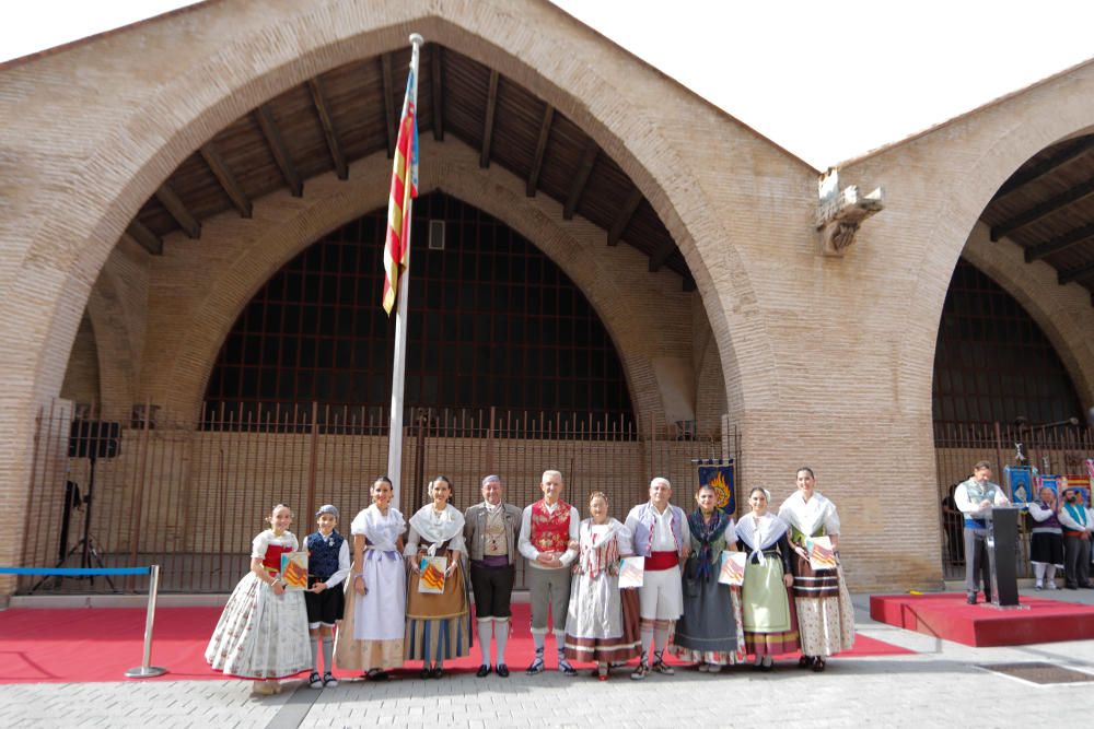 Homenaje a la Senyera de las fallas del Marítimo