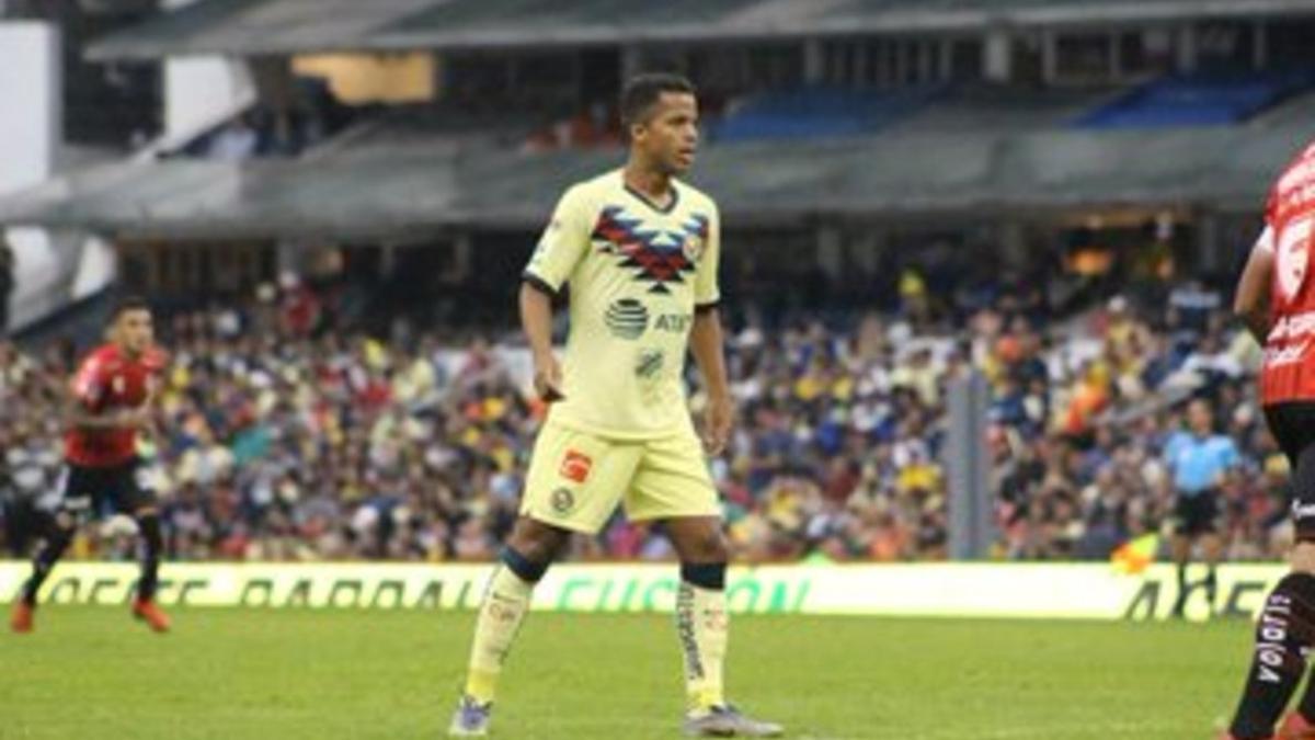 Dos Santos hizo su primer gol con el América en el Estadio Azteca