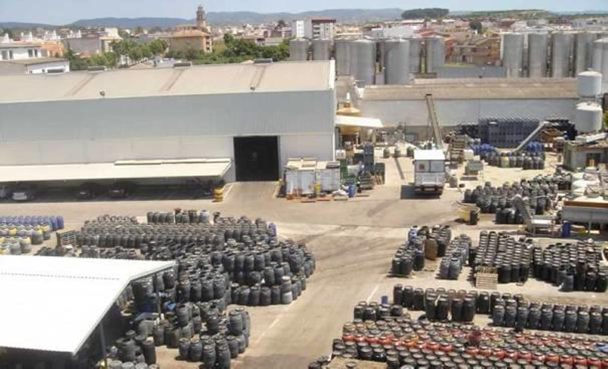 Benigànim multa a una planta de olivas por los vertidos contaminantes a la red