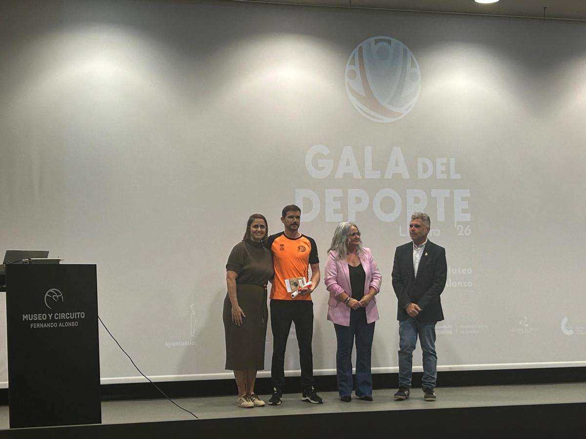 Las imágenes de los premiados en la Gala del Deporte de Llanera Las imágenes de los premiados en la Gala del Deporte de Llanera