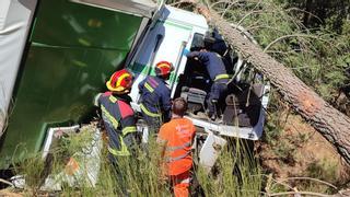 Un camión y dos turismos, implicados en un accidente de tráfico en Rioseco de Tapia (León)