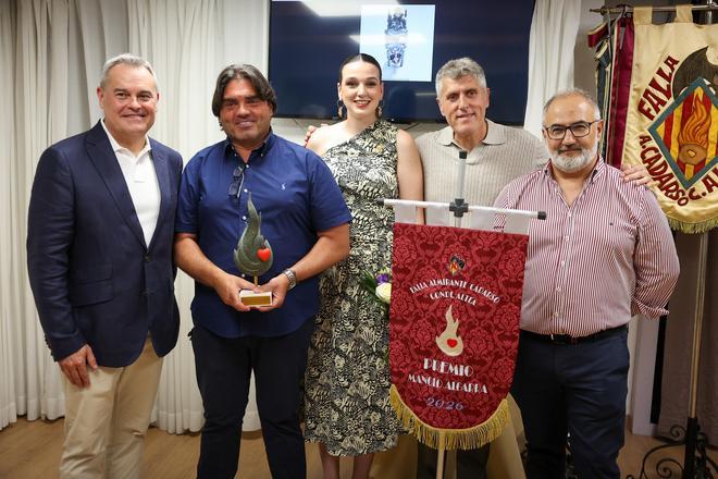 Entrega del premio Manuel Algarra al Ninot Indultat de las Fallas 2026