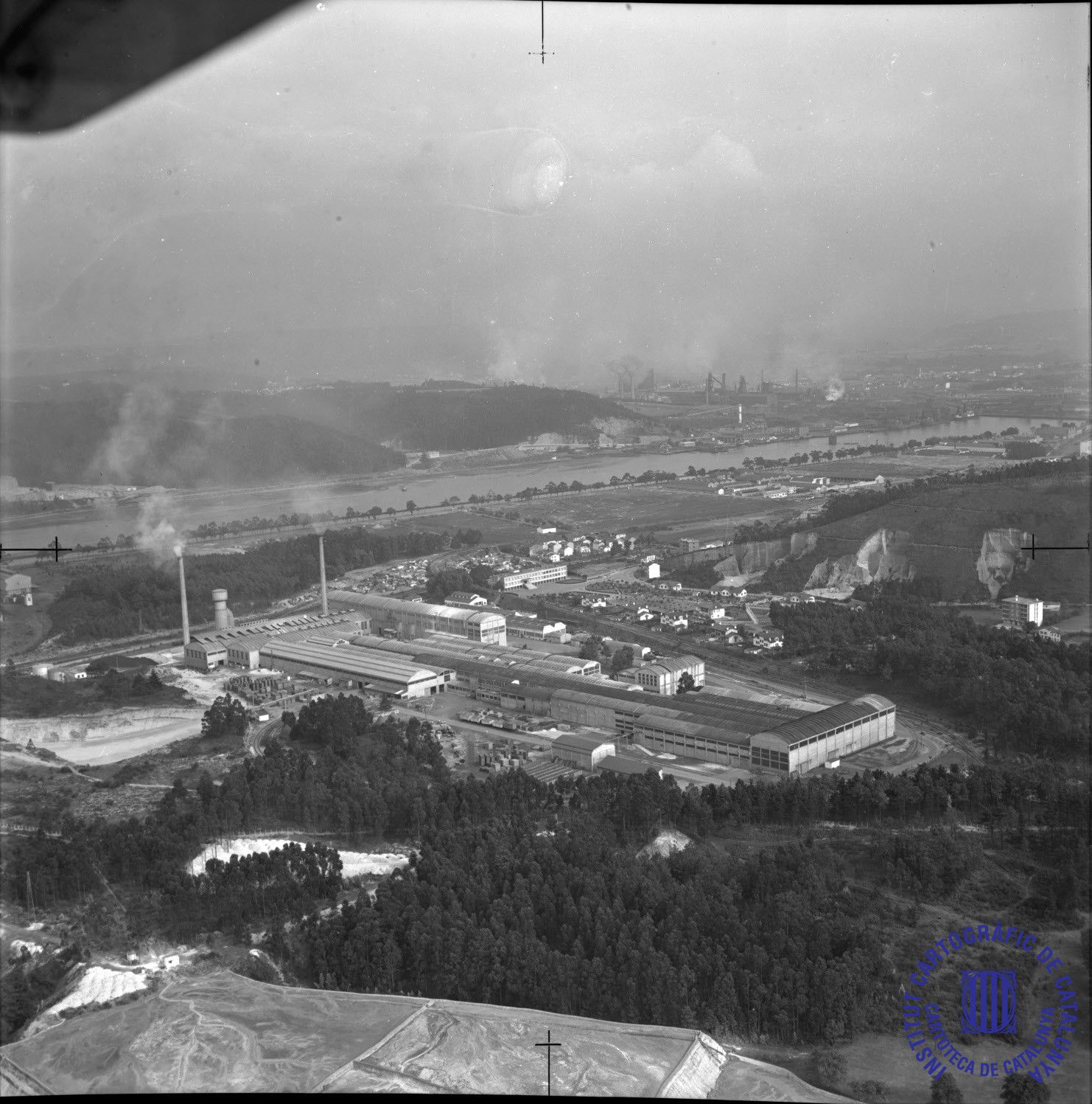 Un vuelo al pasado: así era Asturias, desde el aire, en 1962