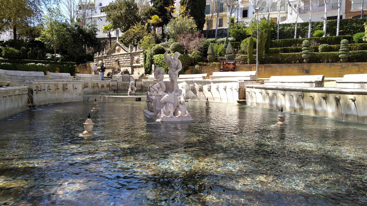 (RESTAURACIÓN NEPTUNO FUENTE DEL REY PRIEGO)