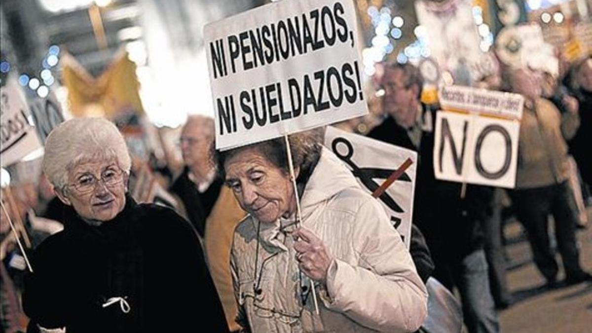 Protestas de pensionistas a favor de una jubilación digna.
