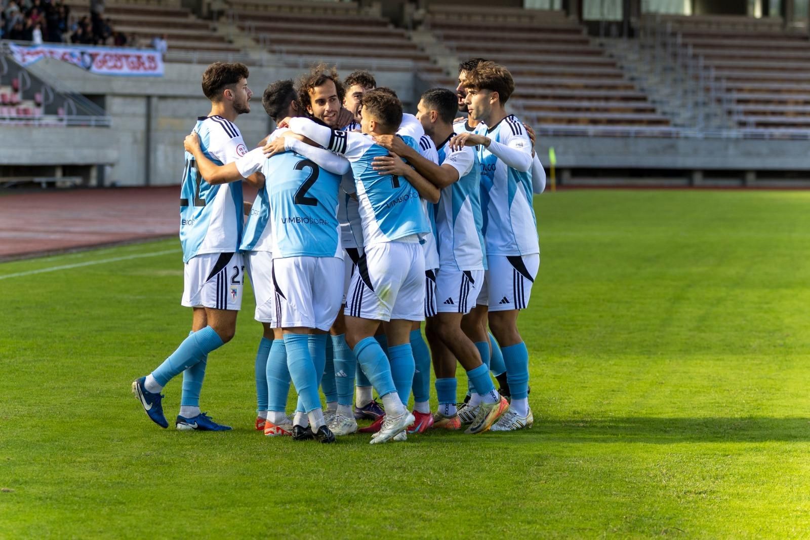 El Compos gana en el descuento y ya encarrila tres victorias seguidas